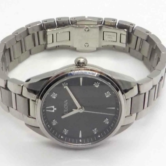 ***NEW*** Bulova Classic Sutton Quartz Diamond Ladies Watch - Picture 9 of 16